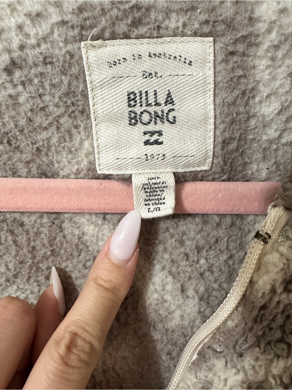Billabong Women's Cream & Gray Patterned Sherpa Zip Hoodie - Picture 4 of 4